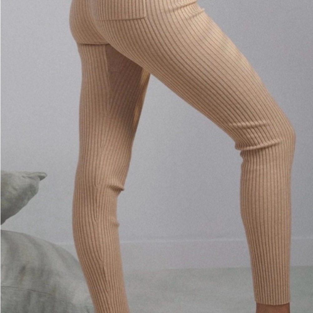 Lunya Ribbed Knit Cozy Leggings